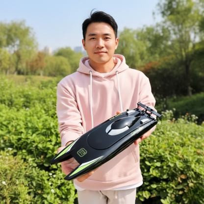 Bateau Télécommandé de Course Noir RC Haute Vitesse – Double Moteur, Étanche & Ultra Puissant